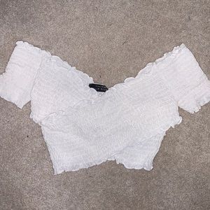 *NWT* Blue Blush ruched cross front crop top